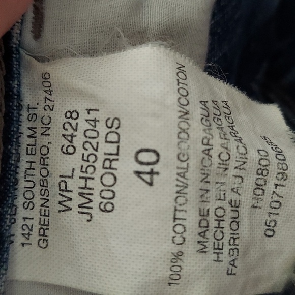 Wrangler shorts Size 40. - Picture 5 of 6